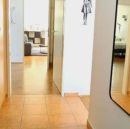 Apartment Pop Art *